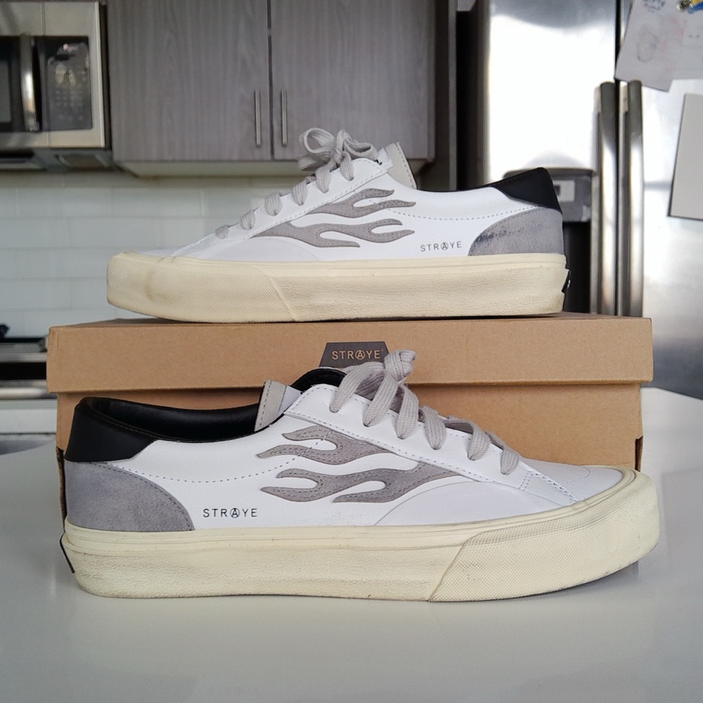 Distressed Stray Mens Sneakers